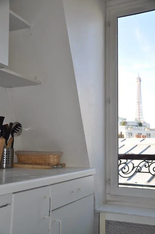 Apartment Invalides Tour Eiffel Paris
